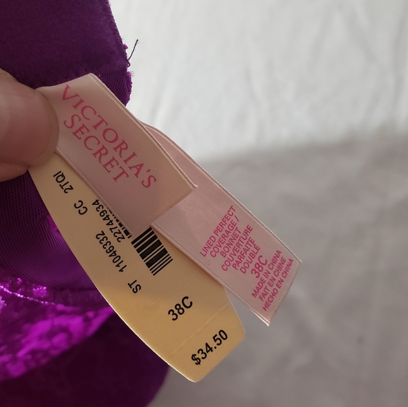 NWT Victoria's Secret Purple Lacey Lightly Lined Bra Size 38C - Picture 4 of 5